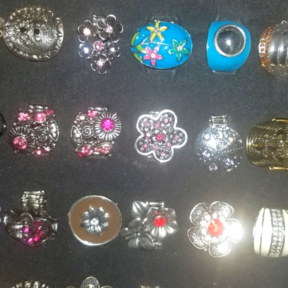 Stretch band rings